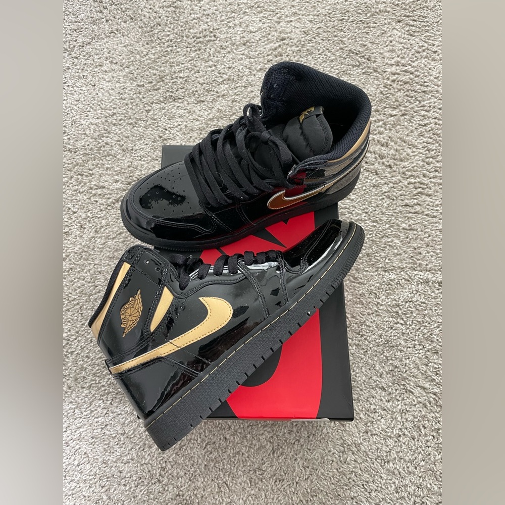 Jordan Retro 1 - Black and Gold Patents (2020 Black Friday release)
